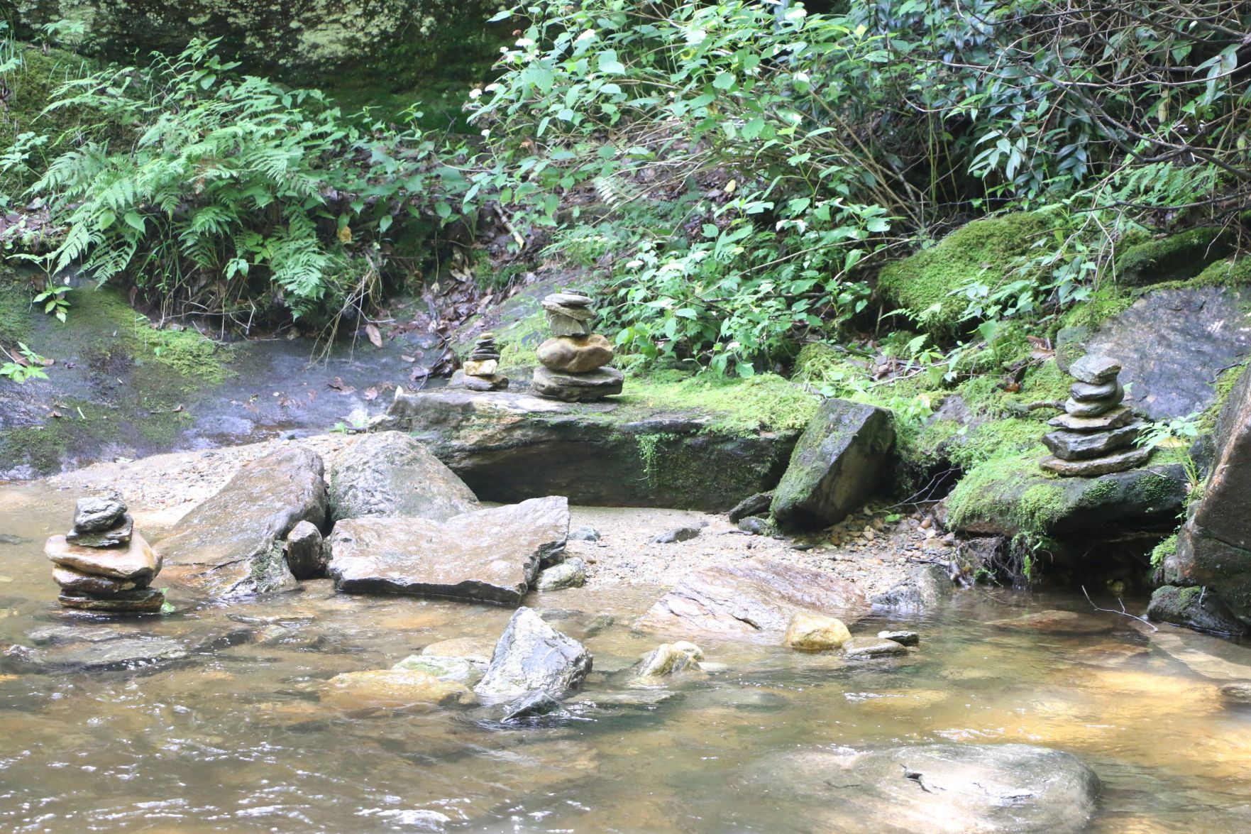 Rock cairns at Looking Glass